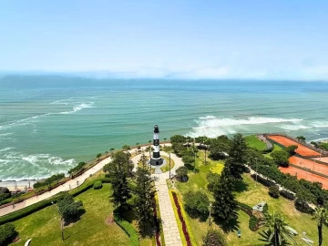 Penthouse frente al mar en Miraflores | Malecón Cisneros, frente al Faro